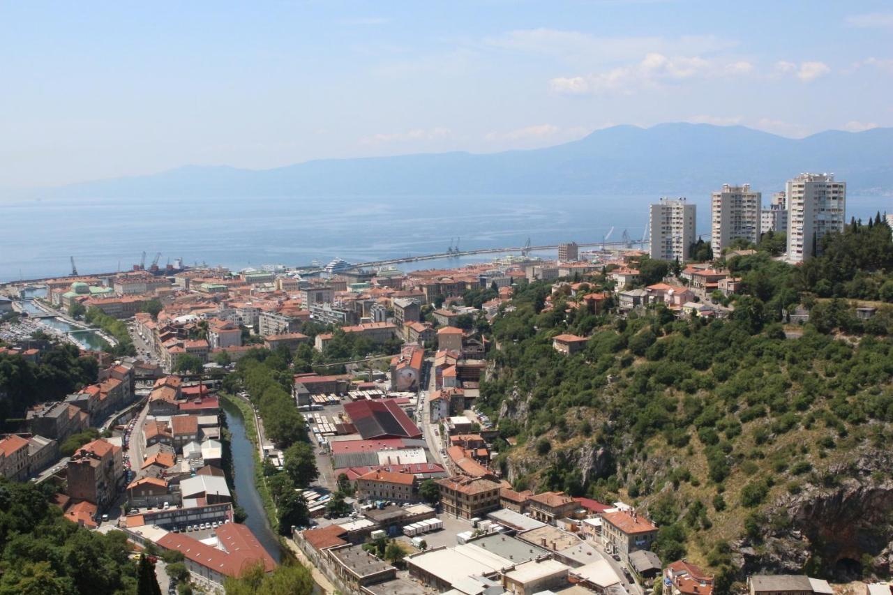 Paha-Paha Modern Apartment With Sea View, Fast Wi-Fi, And Free Parking! Rijeka Dış mekan fotoğraf